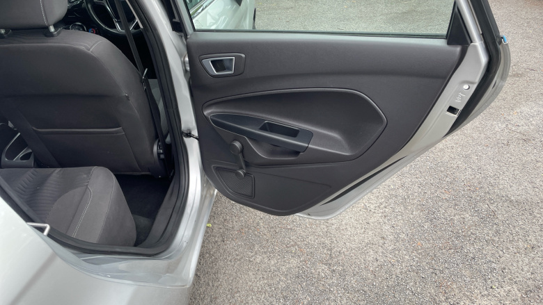 Ford Fiesta 1.0 EcoBoost Zetec 5dr Petrol Hatchback